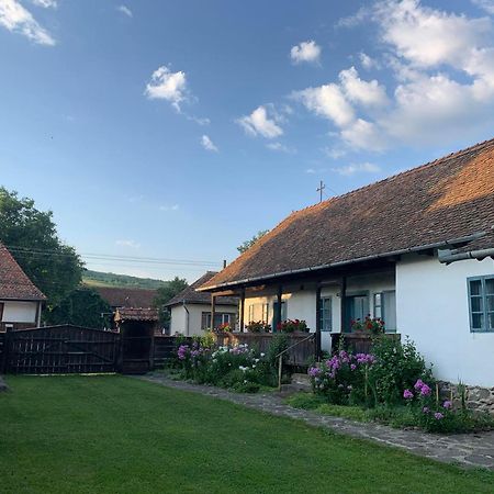 Biro Vendeghaz Hotell Sòvàrad Exteriör bild