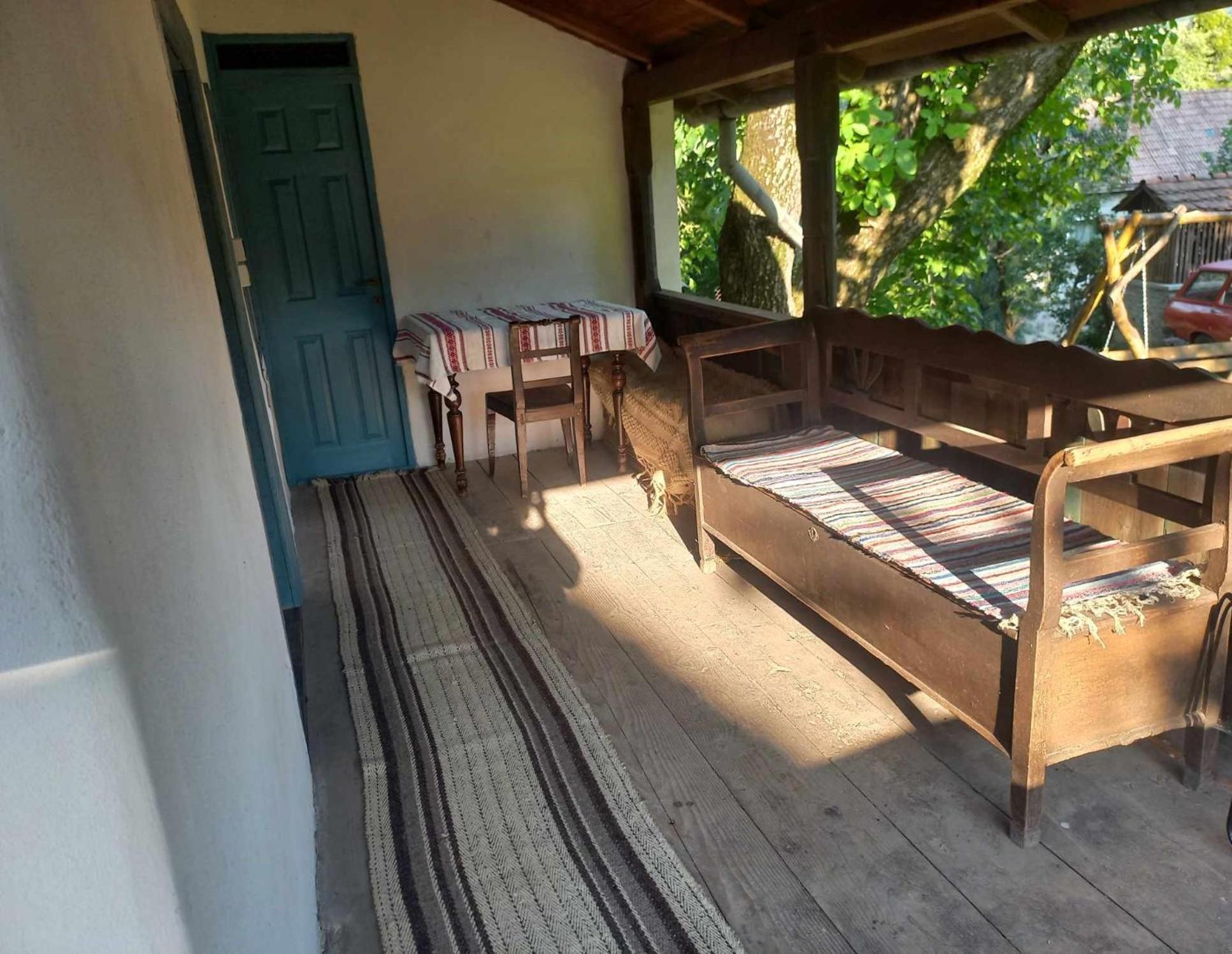 Biro Vendeghaz Hotell Sòvàrad Exteriör bild